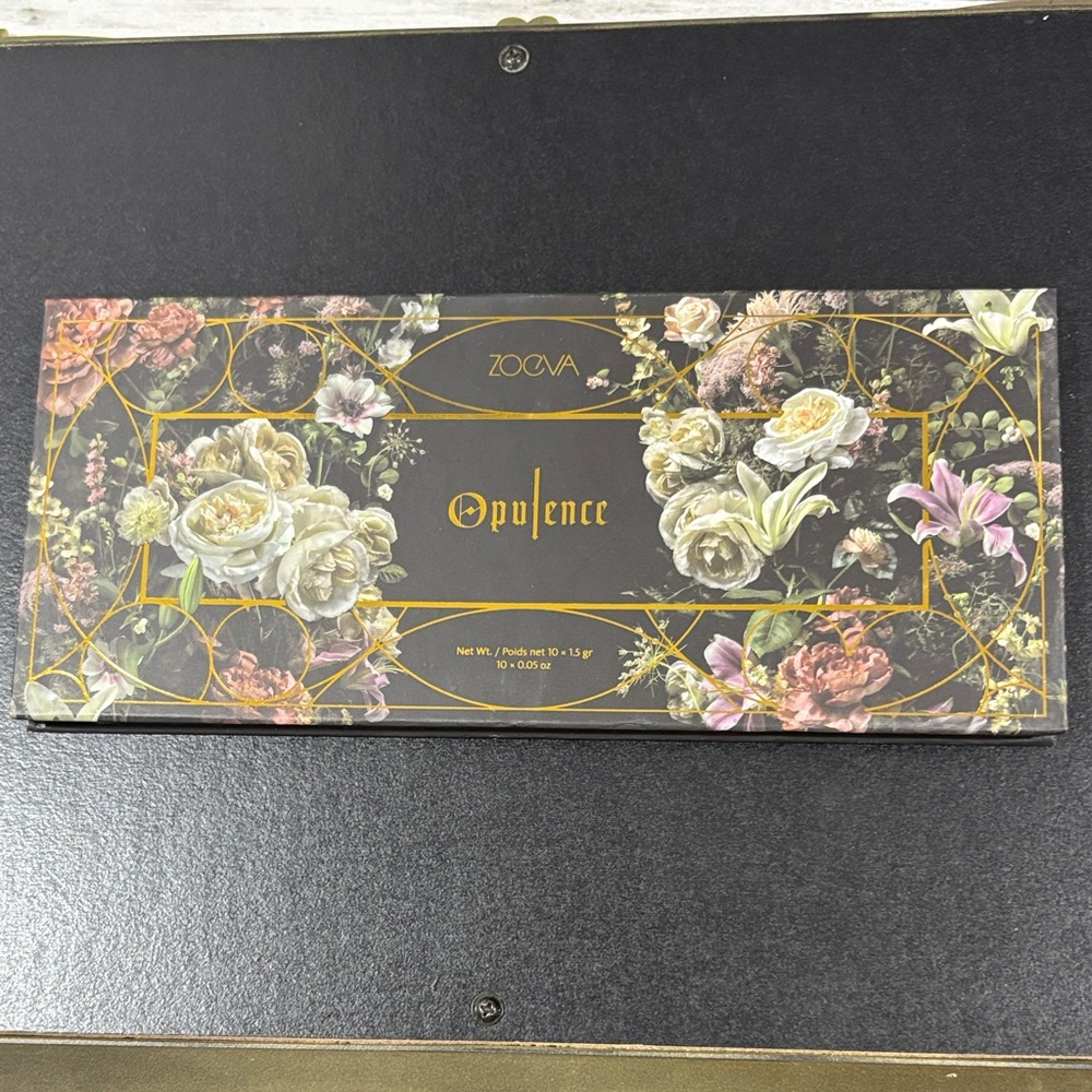 ZOEVA Opulence Floral Eyeshadow Palette